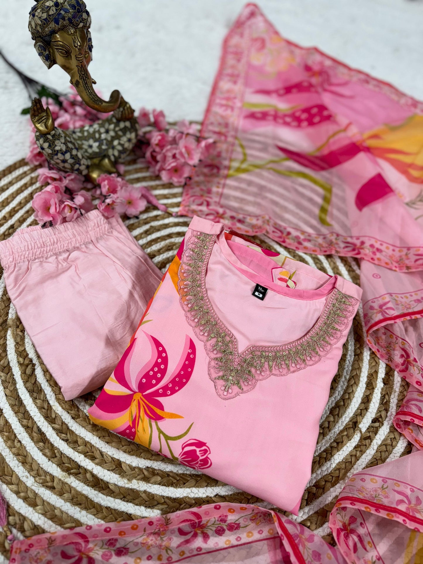 Elegant Viscose Kurti Pant Dupatta Set - Organza Dupatta