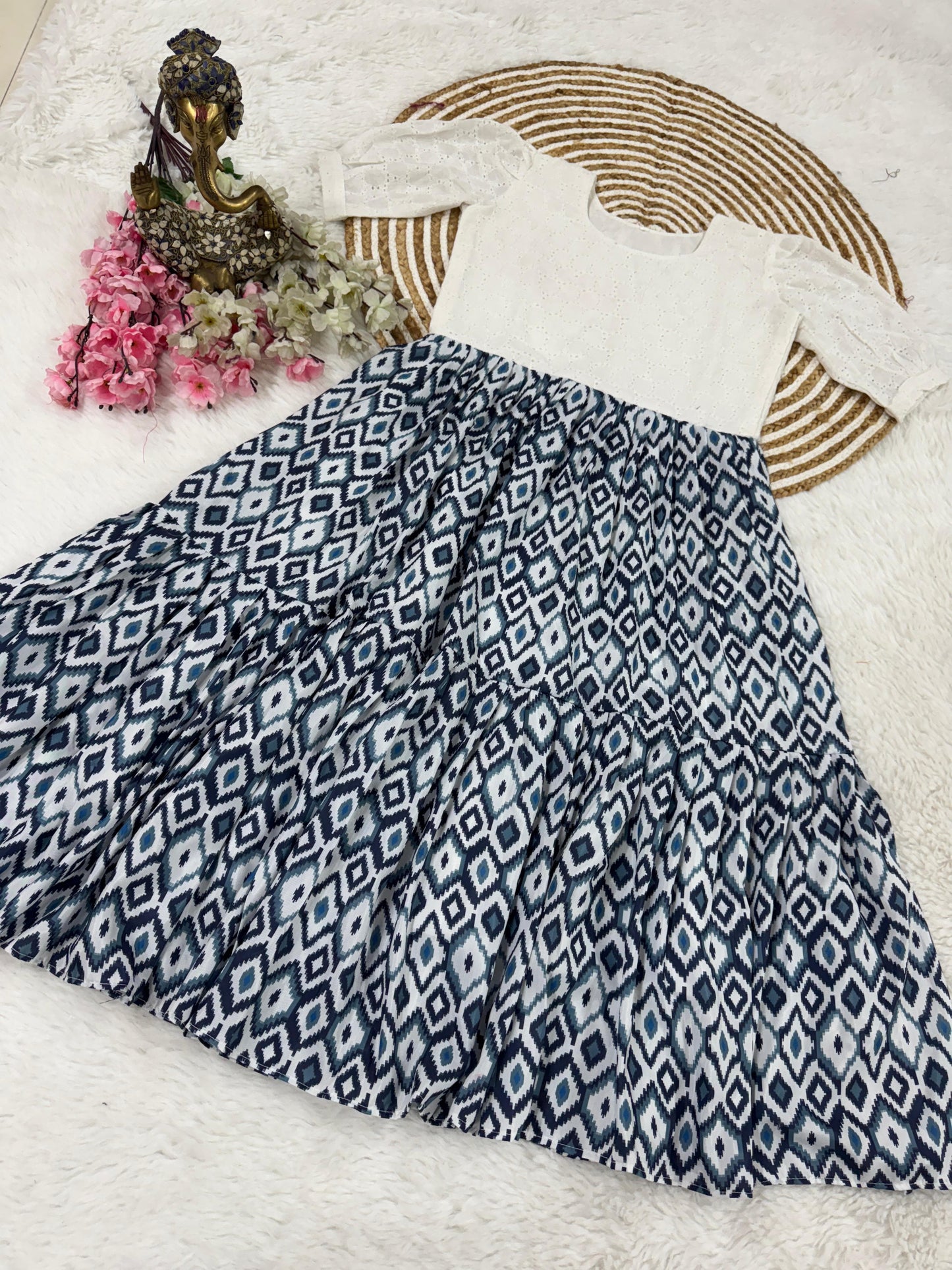 "Handloom Muslin Hakuba Ikkat Print Women's Top - Sustainable Fashion"