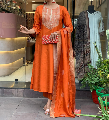 Elegant Chanderi Silk Kurti Dupatta Set