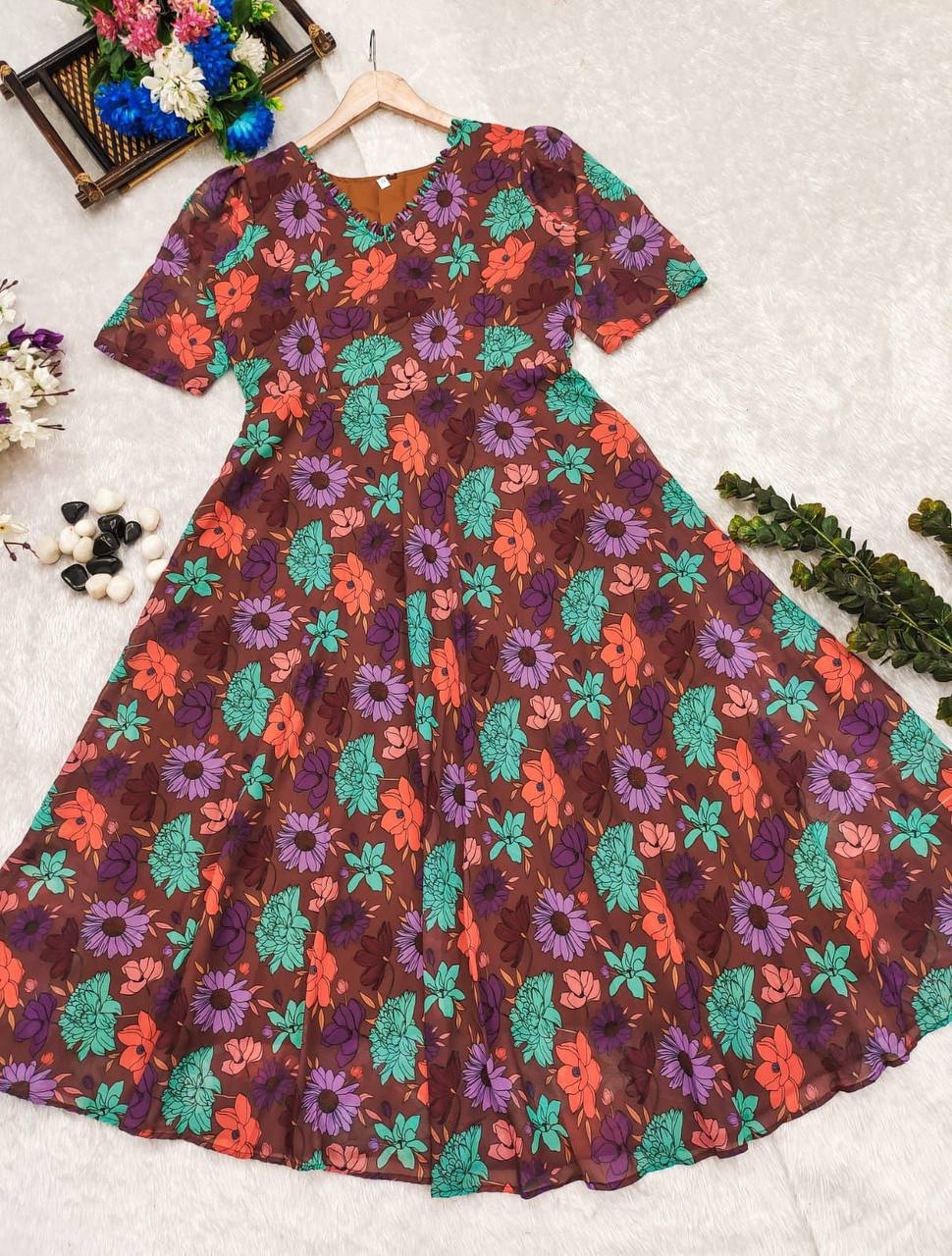 Coco Maxi Dress: Elegant Floral Charm