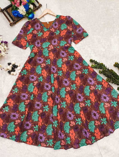 Coco Maxi Dress: Elegant Floral Charm